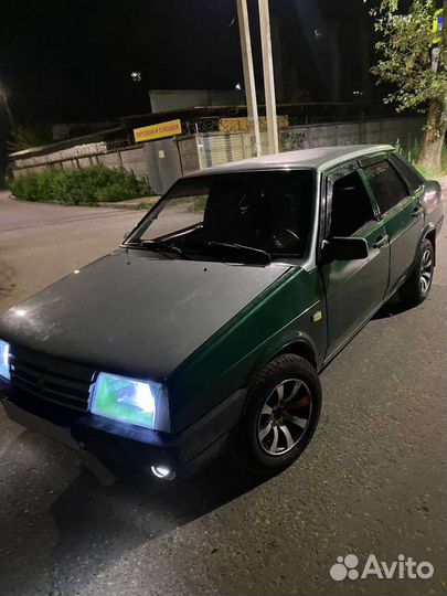 ВАЗ 21099 1.5 МТ, 2000, 100 000 км