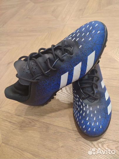 Футбольные бутсы 36 размер adidas