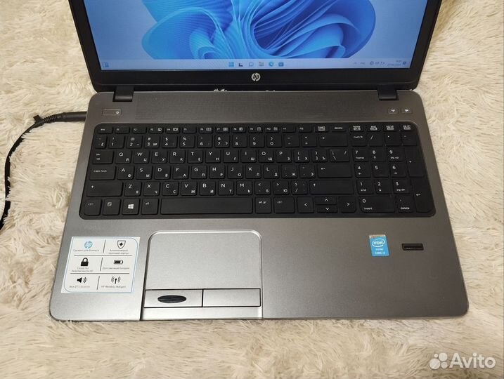 Ноутбук HP i3/6Gb/SSD 120GB