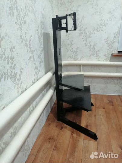 Стойка для телевизора. Торг возможен