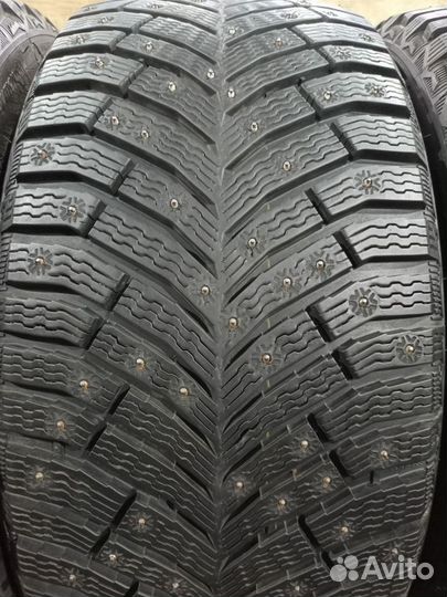 Michelin X-Ice North 4 255/40 R18 99T