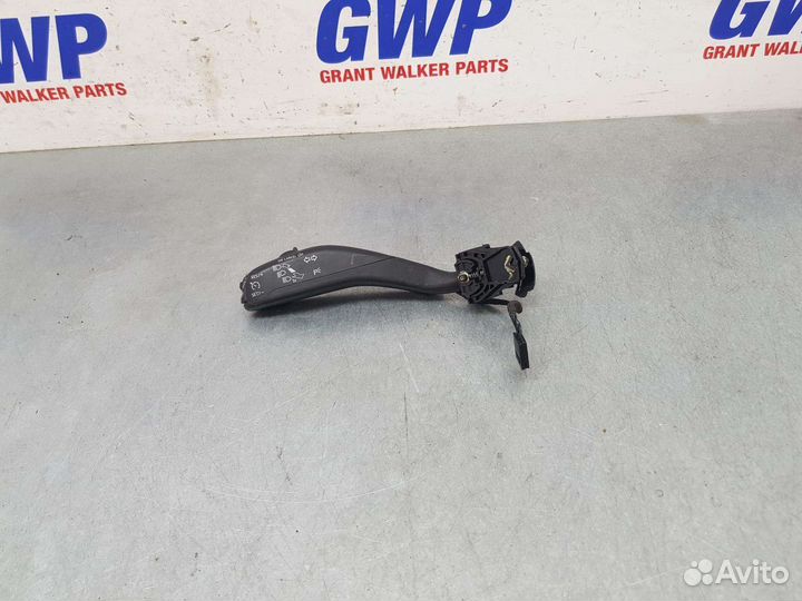 Переключатель подрулевой Volkswagen T 7E0953507