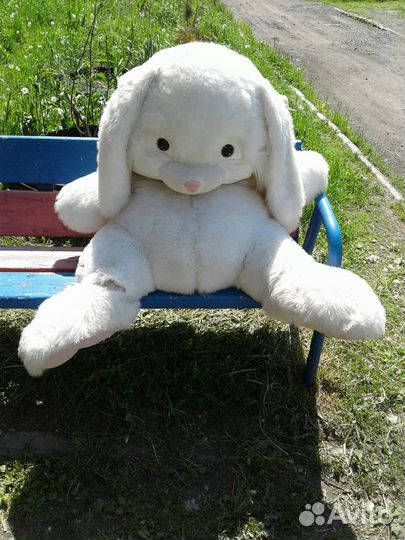 Зайчик 130 см. плюшевый