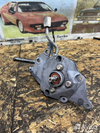 Насос Гур AJ оригинал Мазда Трибьют EP