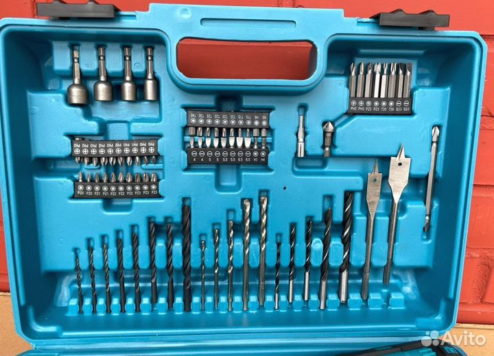 Шуруповерт Makita 36v + набор