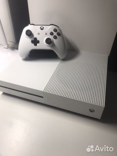 Xbox One S