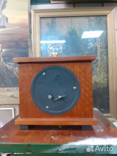 Часы механические маяк СССР
