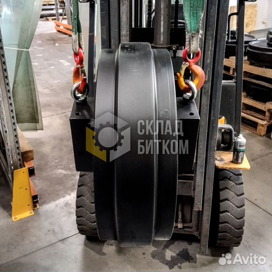 Колесо направляющее / ленивец Hitachi EX355EL