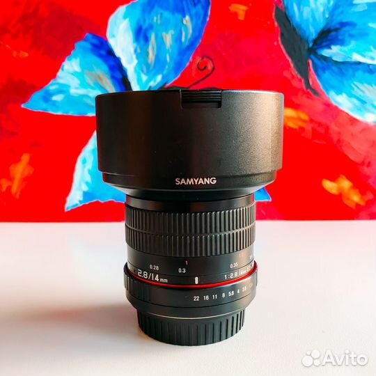 Samyang 14 2.8 с красной полосой