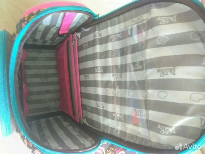 Рюкзак школьный