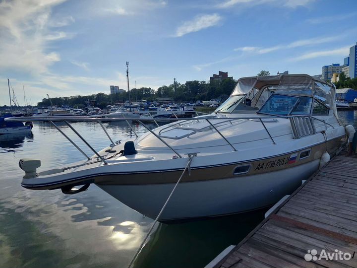 Катер Maxum 3200
