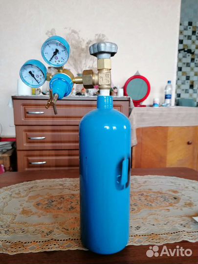 Кислородный концентратор и кислородный баллон 2л