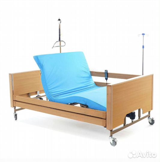 Медицинская кровать для инвалидов