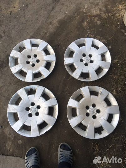 Колпаки на toyota