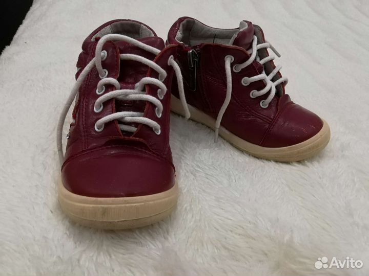 Ботинки детские 24