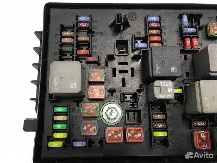 Блок предохранителей Chevrolet Cruze 1 седан 1.6