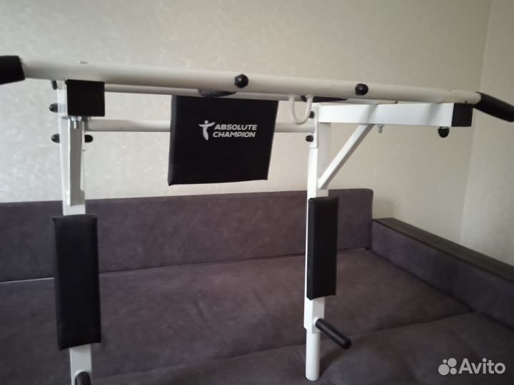 Турник настенный бу