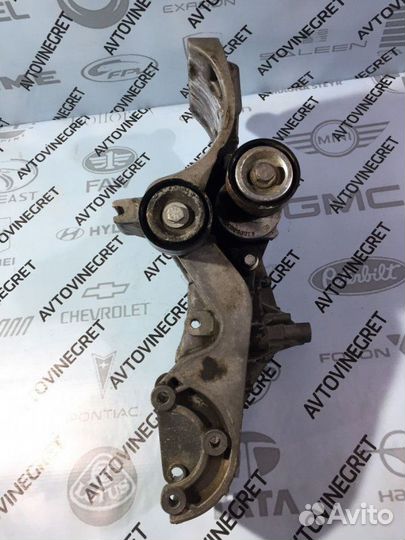 Кронштейн компрессора кондиционера Renault Logan 1 (б/у)