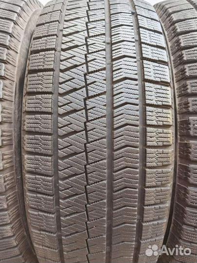 Bridgestone Blizzak VRX2 205/55 R16 97H