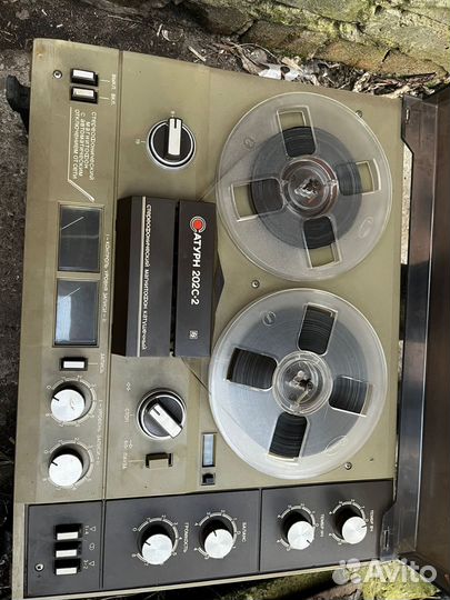 Катушечный магнитофон satyrn 202c-2