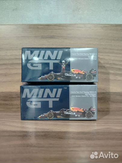 Модели Mini GT разные