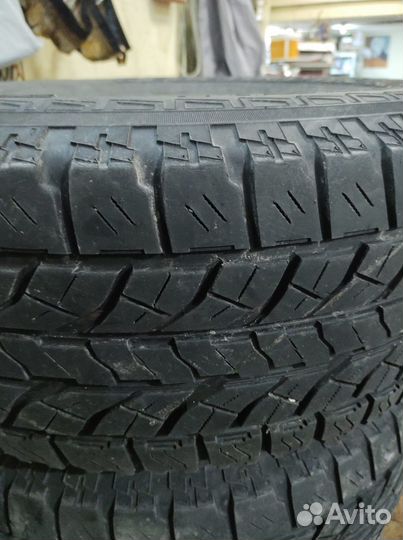 Yokohama geolandar g12 AT 265/70 r15 на 6х139,7