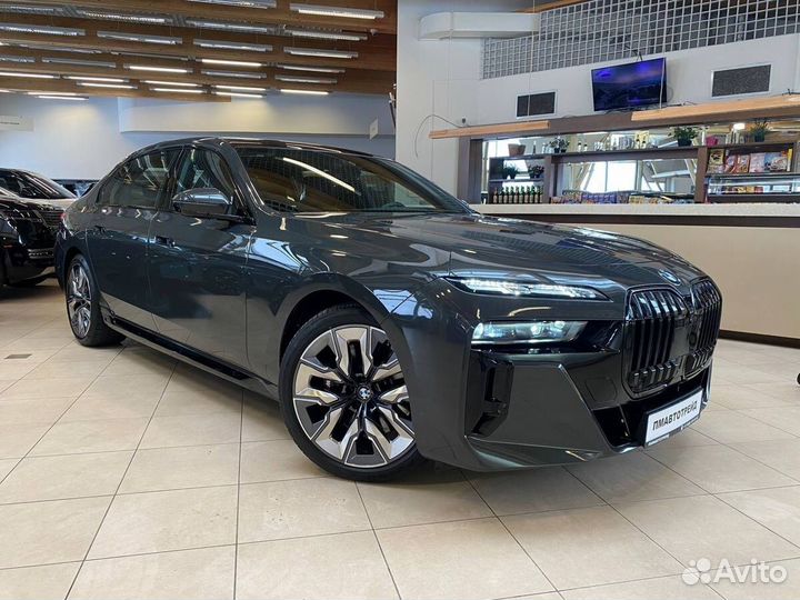 BMW 7 серия 4.4 AT, 2022, 4 300 км