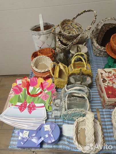 Корзина плетеная подарочная