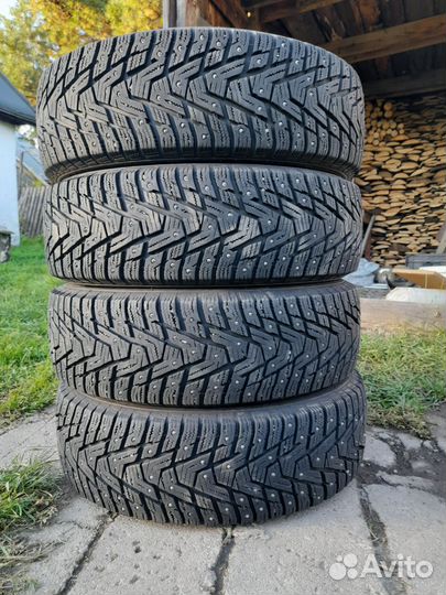 Hankook Winter I'Pike RS2 W429 185/70 R14