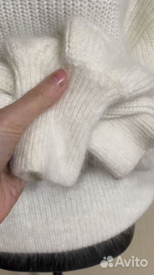 Свитер из 100% ангоры новый