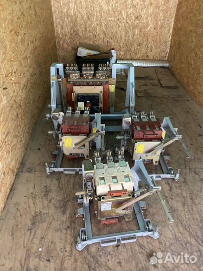 Вакуумный выключатель ISM15 LD1(48)