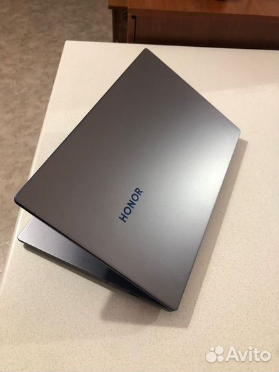 Honor MagicBook 15
