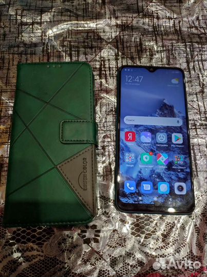 Xiaomi Redmi 8, 4/64 ГБ