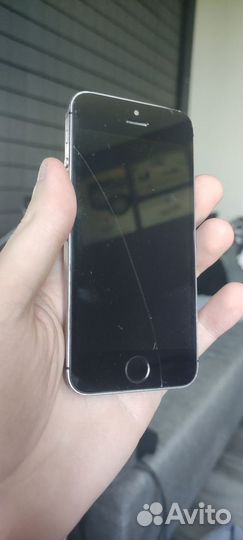 Телефон Apple iPhone 5s (A1530)