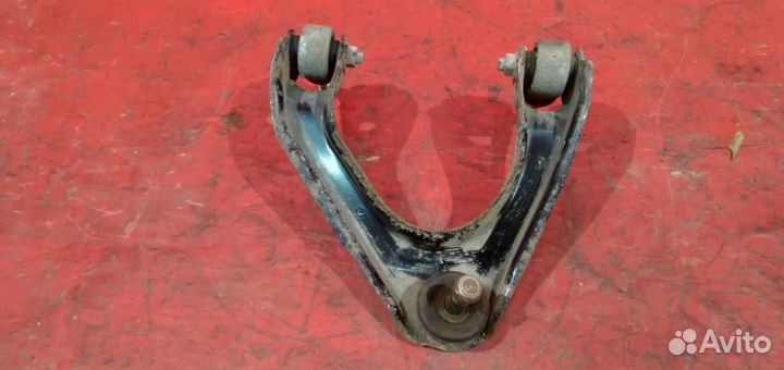 Хонда аккорд 4 рычаг передний правый верхний