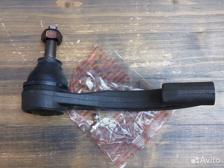 Правый рулевой наконечник Stratus Sebring Siber