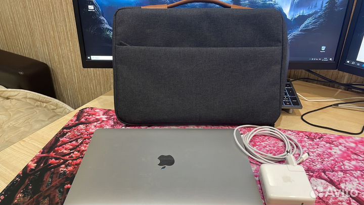 Apple MacBook Pro