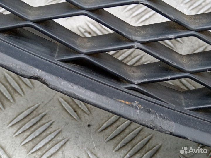 Решетка радиатора для Mazda 6 GG GJ6A50710C