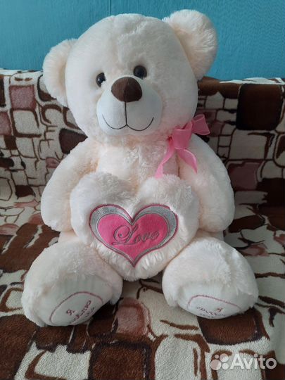 Плюшевый медведь