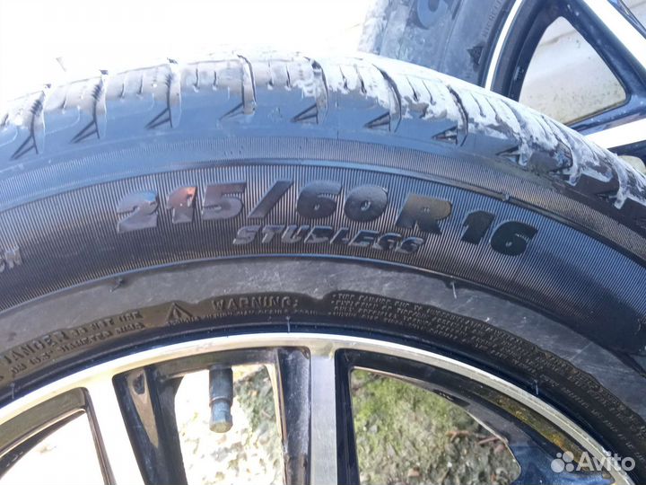 Michelin X-Ice 215/60 R16
