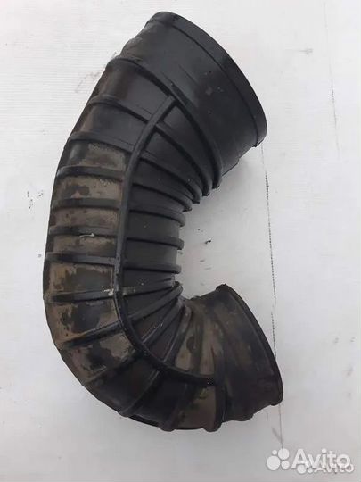 Патрубок воздуховода Renault Premium