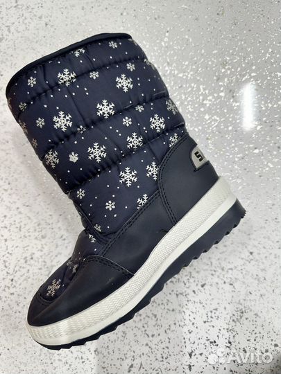 Детская обувь новая