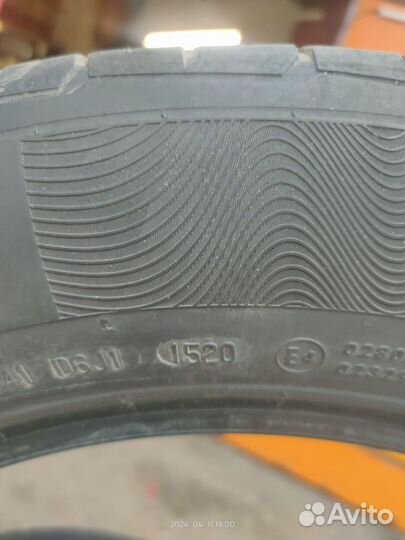 Continental ContiPremiumContact 5 225/60 R17 99V