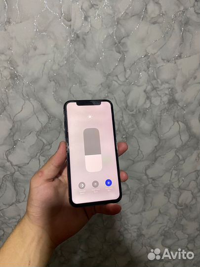 iPhone X, 64 ГБ