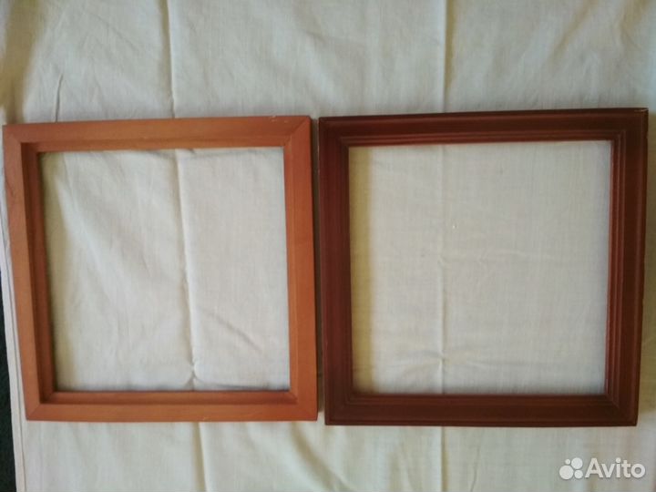 Фоторамка на 9 фото и Багеты новые из дерева