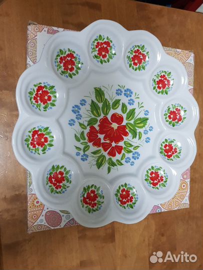 Подставка для кулича и яиц