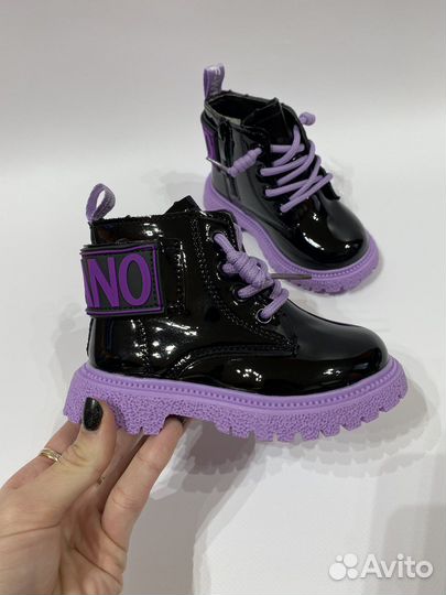 Ботинки для девочки новые