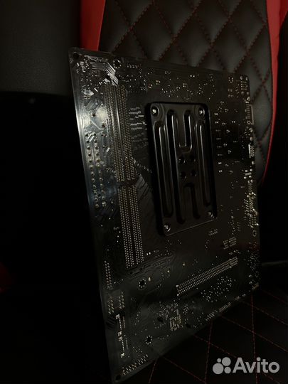 Материнская плата asrock am4