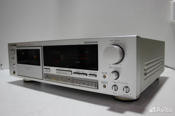 Pioneer CT-737 MK2 Трехголовая кассетная дека