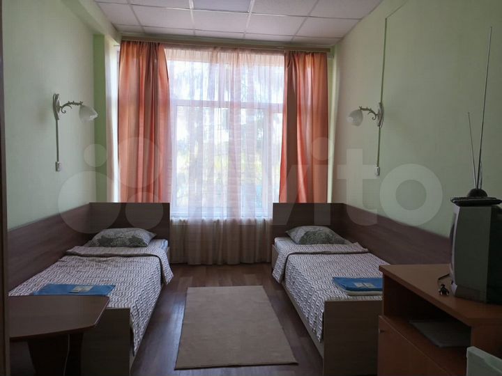 Комната 15 м², 2/2 эт.